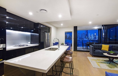 South Brisbane Apartment | Atlas Apartments by CLLIX