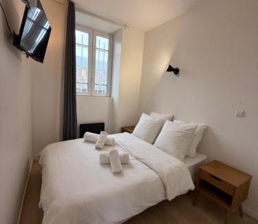 Melun Apartment | Atlas Home
