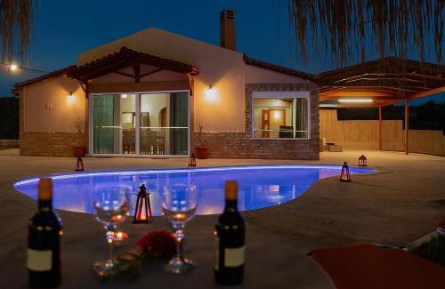 Andravida-Kyllini Villa | Atlas Villa Beachfront Sea View Escape