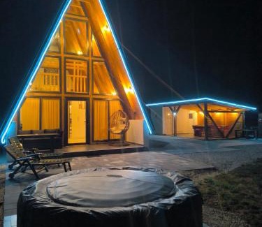 Mali Radic Ski Chalet | Atrijland Cazin