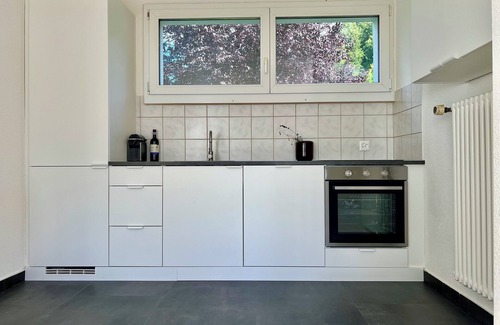 Uetliberg House | Atrium-Haus mit Garten, 5 Betten und Parkplatz (15 Minuten von Zürich entfernt)