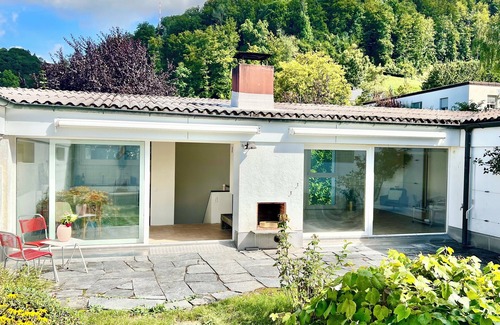Uetliberg House | Atrium-Haus mit Garten, 5 Betten und Parkplatz (15 Minuten von Zürich entfernt)