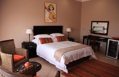 Greater Johannesburg Metropolitan Area House | Attache Guest Lodge