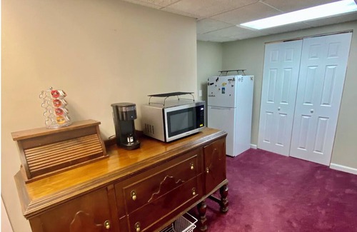 Mableton Apartment | Attached apartment in Smyrna, GA. Close to everything and even downtown Atlanta!