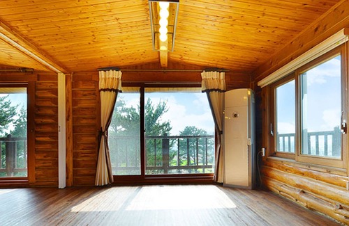 Aewol Apartment | Attene Pension