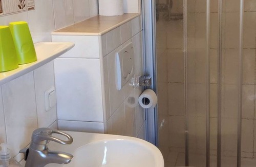 Sankt Georgen im Attergau Apartment | Attersee - Frühstückspension Holzapfel