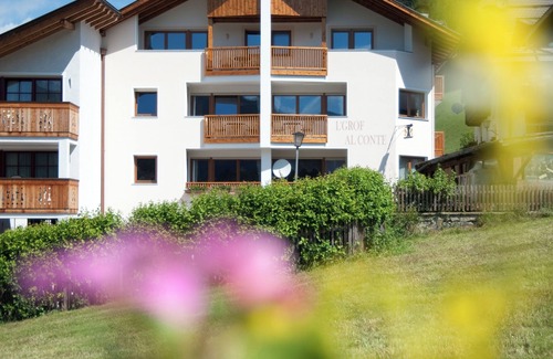 San Martino in Badia Condo | Attic apartment 80sqm 6 people with sheets kitchen oven dishwasher