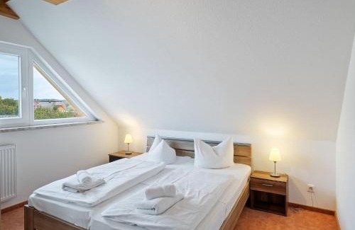 Gross Schwansee Apartment | Attic Apartment with Garden Access, cleaning included