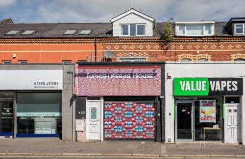 Belfast Apartment | Attic Style 2 Bed Duplex Apartment With Rooftop Patio Belfast