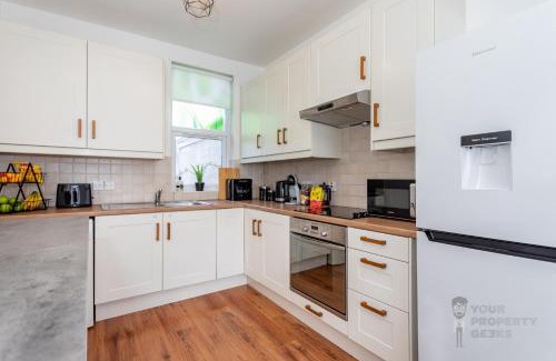Belfast Apartment | Attic Style 2 Bed Duplex Apartment With Rooftop Patio Belfast