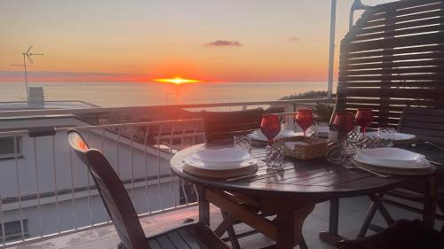 Lavagna Apartment | Attico con terrazza fronte mare a Cavi di Lavagna