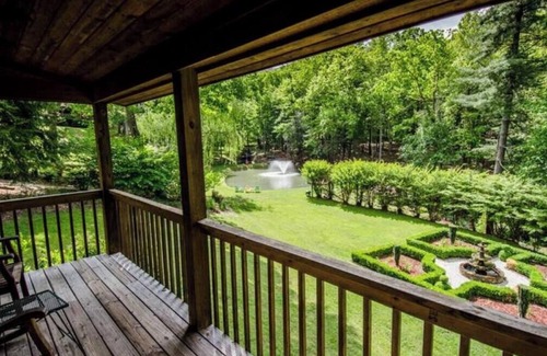 Skyland Cabin | Attractive 2 bedroom cabin w/hot tub