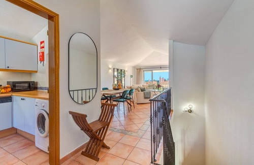 Ferragudo House | Attractive apartment near the beach and town centre, AC, fibre optic internet