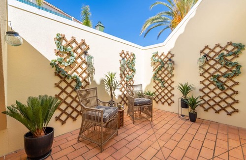 Ferragudo House | Attractive apartment near the beach and town centre, AC, fibre optic internet