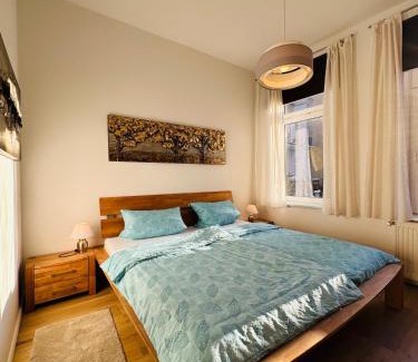 Schwerin Apartment | Attraktive Wohnung im grünen Hinterhof