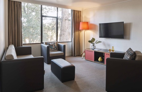 Albury Hotel | Atura Albury