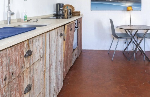 Antibes Old Town Apartment | Atypical duplex in rue Fourmillière