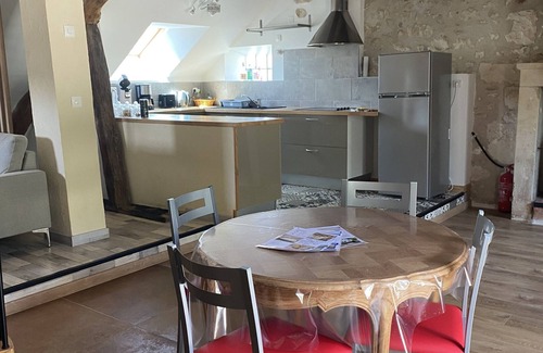 Seigy House | Atypical village house, old stones