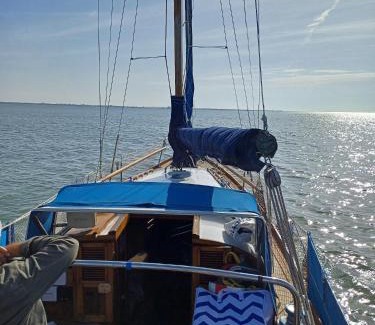 Le Grau-Du-Roi Boat Rental | Atypique