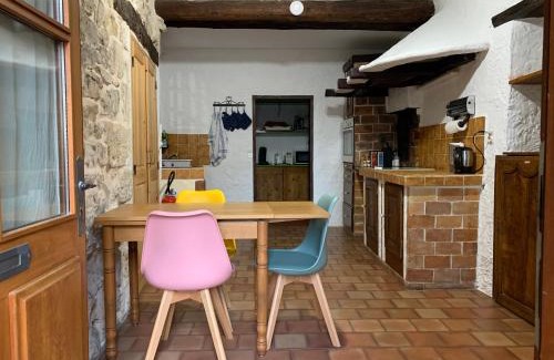 Bedoin House | Au 333