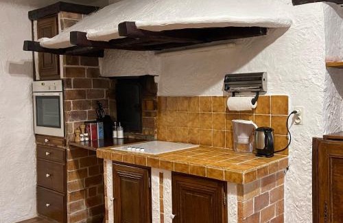 Bedoin House | Au 333
