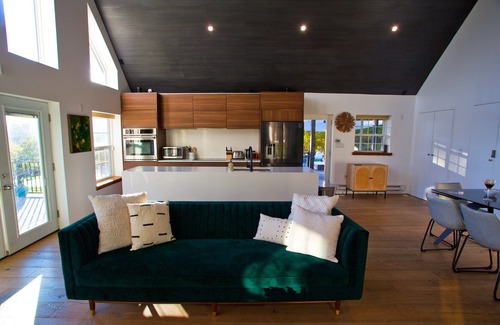 Parksville Ski Chalet | Au Bon Orchard - Catskills Mountain Views/Private Heated Pool and Jacuzzi