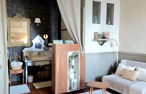 Lusignan-Petit Bed & Breakfast | Au Bonheur d'Alphonse