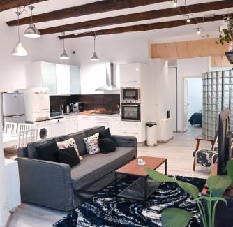 Saint-Victor Apartment | Au cœur du Vieux-Port - Appartement cosy au calme - 2 chambres avec sa cour privée - la Criée