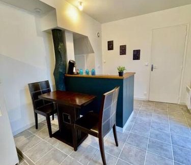 Provins Apartment | * Au centre de la ville haute D * ZEN LOC 5