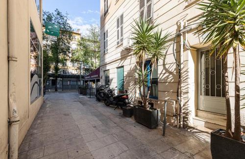 Vernier Apartment | Au Coeur de La Libé - AC - CENTRAL - près tram et supermarchés - lit XXL