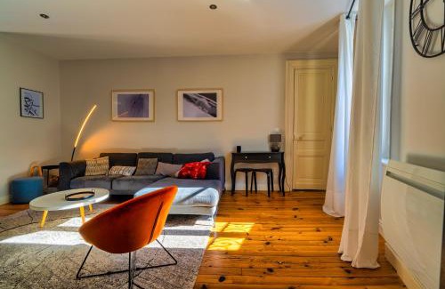 Cauterets Apartment | Au dessus des toits
