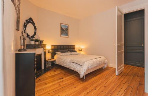 Cauterets Apartment | Au dessus des toits