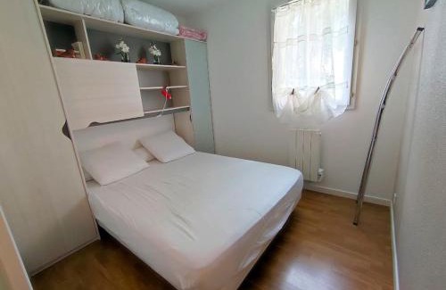 Bagneres-de-Luchon Apartment | Au doux refuge, charmant T2 bis, parking gratuit, proche thermes, 6 personnes