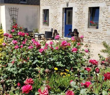 Cleder House | Au Jardin de Creachavel