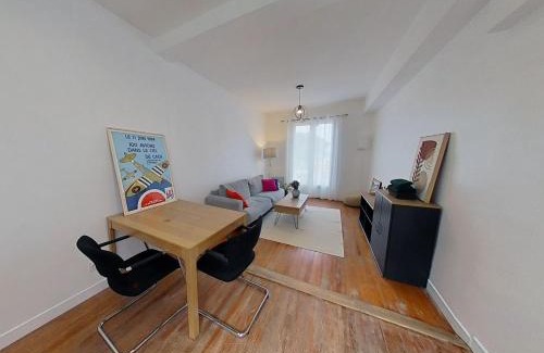 Vernon Apartment | Au soleil Normand
