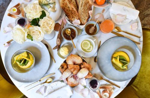 St.-Remy-de-Provence Hotel | Auberge De Saint-Rémy - Restaurant Gastronomique Étoilé