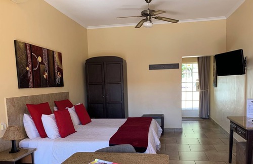 Nelspruit Bed & Breakfast | Auberge Guest Lodge