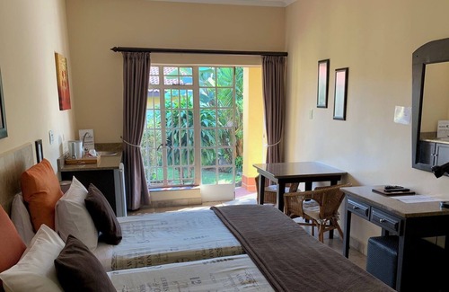 Nelspruit Bed & Breakfast | Auberge Guest Lodge