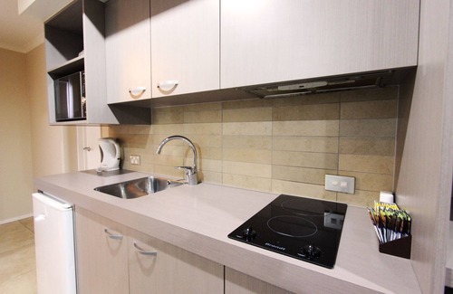 Mangere Hotel | Auckland Airport Lodge