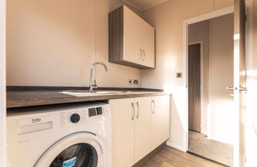 Allerthorpe House | Audley Lodge with Hot Tub
