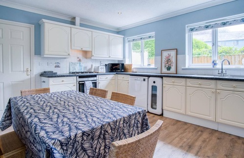 Manorbier House | Audreys - 3 Bed Holiday Home - Manorbier