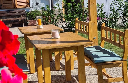 Laives House | Auelehof Apartment Matilde - Surrounded by greenery, surrounded by apple orchards.
