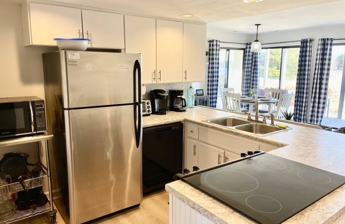 North Shore Condo | AUGUST 17-22 AVAILABLE BERNARDS LANDING-BEST AMENITIES POOL HOT TUB-BOOK NOW