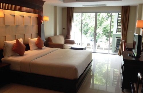 Central Pattaya Hotel | August Suites