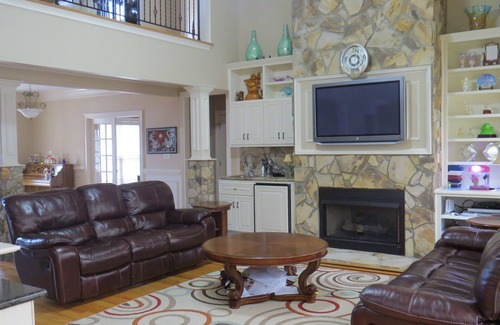 Martinez House | Augusta Masters Tournament Rental 2018 In Private Gate Golf Course Community