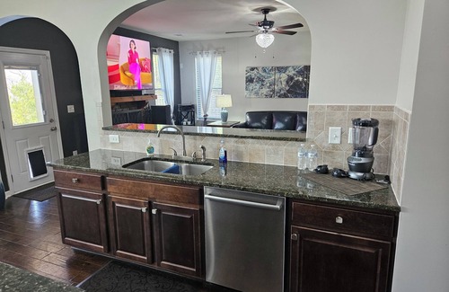 Evans House | Augusta national 12 miles away. Quiet neighborhood centralized to all amenities.
