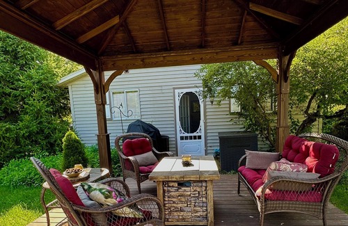Oberlin Cottage | Aunt Connie's Cottage