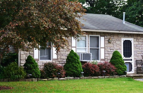 Oberlin Cottage | Aunt Connie's Cottage