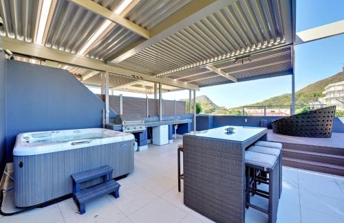 Shoal Bay Apartment | Aura Apartments Unit 12 59 Shoal Bay Road