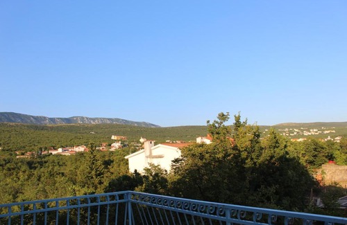 Jadranovo Apartment | Aura